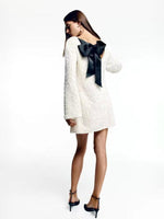 Mini Jurk met Pailletten en Lange Mouwen - Group1 - Jurkjes.co