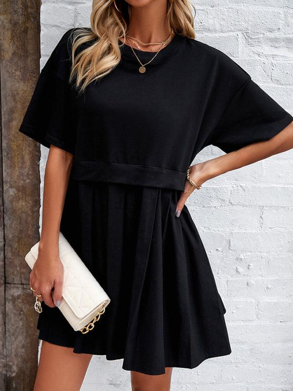 Mini Jurk met Plooirok en Nauwsluitende Taille - Group7 - Jurkjes.co