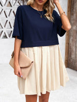 Mini Jurk met Plooirok en Nauwsluitende Taille - Group7 - Jurkjes.co