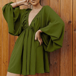 Mini Jurk met Pofmouwen en V-hals - CB - Dresses - Jurkjes.co