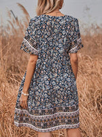 Mini Jurk met Ronde Hals en Bloemenprint - Group3 - Jurkjes.co