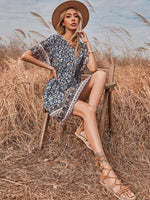 Mini Jurk met Ronde Hals en Bloemenprint - Group3 - Jurkjes.co