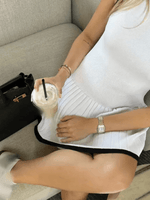 Mini Jurk met Ronde Hals en Plooirok - Group5 - Jurkjes.co