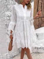 Mini Jurk met Scalloped Rand en Elegant Design - Mini Dresses - Jurkjes.co