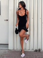 Mini Jurk met Schouderstrikjes en Rimpelzoom - Group5 - Jurkjes.co