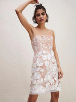 Mini Jurk met Spaghetti Bandjes en Bloemen - Group1 - Jurkjes.co