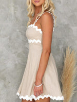 Mini Jurk met Spaghetti Bandjes en Flared Rok - Mini Dresses - Jurkjes.co