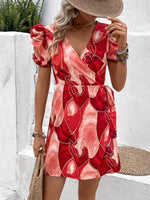 Mini Jurk met V-hals en Abstracte Print - Group12 - Jurkjes.co