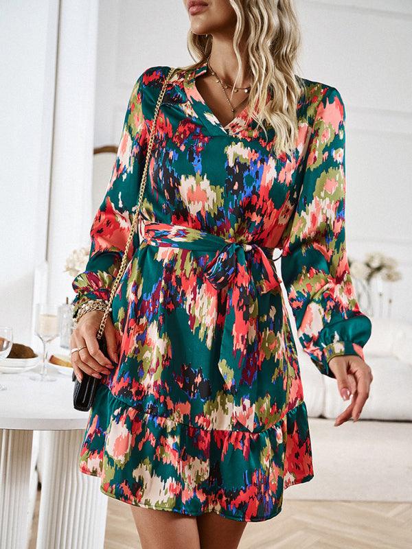 Mini Jurk met V-hals en Abstracte Print - Mini Dresses - Jurkjes.co