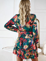 Mini Jurk met V-hals en Abstracte Print - Mini Dresses - Jurkjes.co