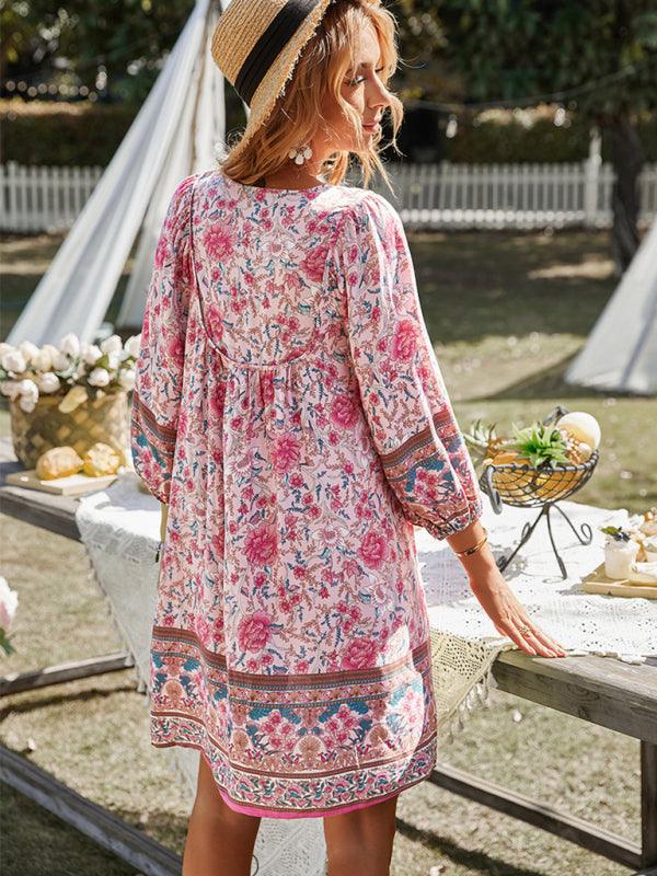 Mini Jurk met V-hals en Bloemenprint - Maxi Dresses - Jurkjes.co