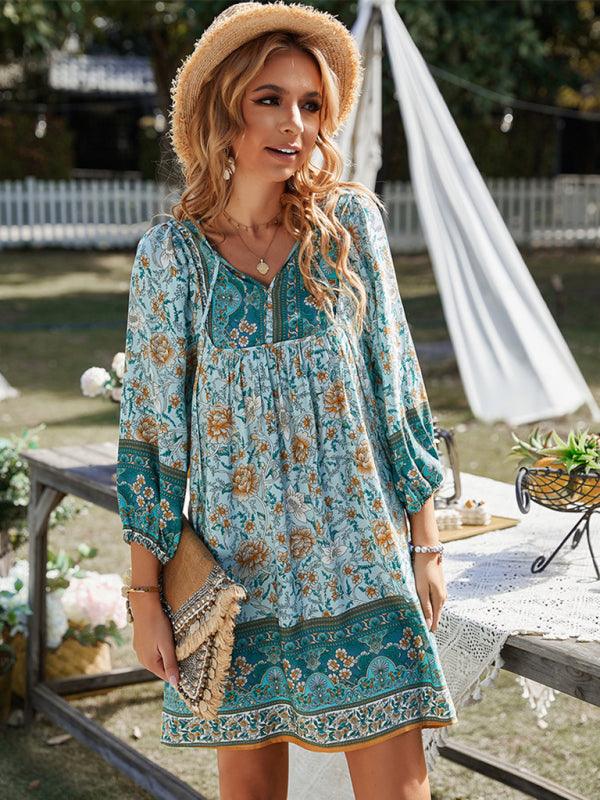 Mini Jurk met V-hals en Bloemenprint - Maxi Dresses - Jurkjes.co