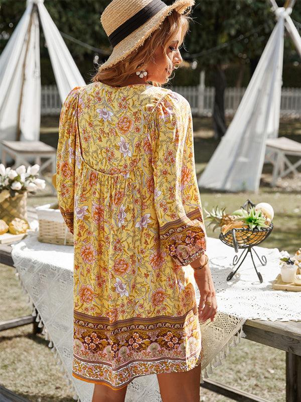 Mini Jurk met V-hals en Bloemenprint - Maxi Dresses - Jurkjes.co