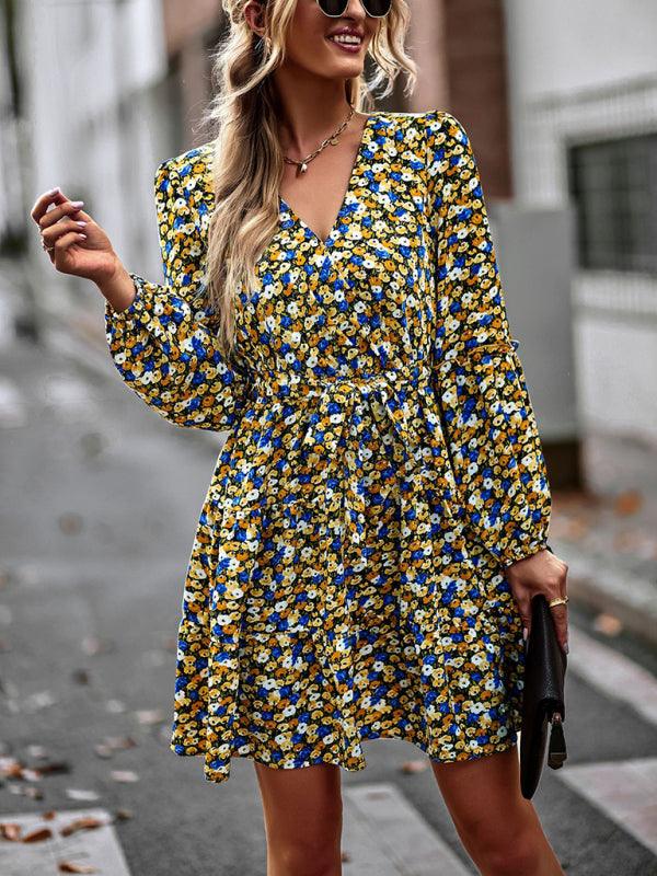 Mini Jurk met V-hals en Bloemenprint - Mini Dresses - Jurkjes.co