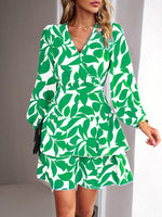 Mini Jurk met V-hals en Bloemenprint - Mini Dresses - Jurkjes.co