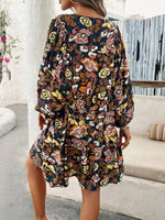 Mini Jurk met V-hals en Bloemenprint - Mini Dresses - Jurkjes.co