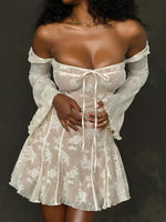 Mini Jurk met V-hals en Bloemenprint - Mini Dresses - Jurkjes.co