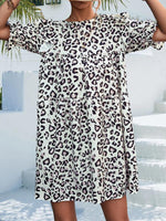 Mini Jurk met V-hals en Dierenprint - Mini Dresses - Jurkjes.co