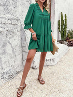 Mini Jurk met V-hals en Effen Design - Midi Dresses - Jurkjes.co