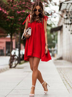 Mini Jurk met V-hals en Elastische Taille - Mini Dresses - Jurkjes.co