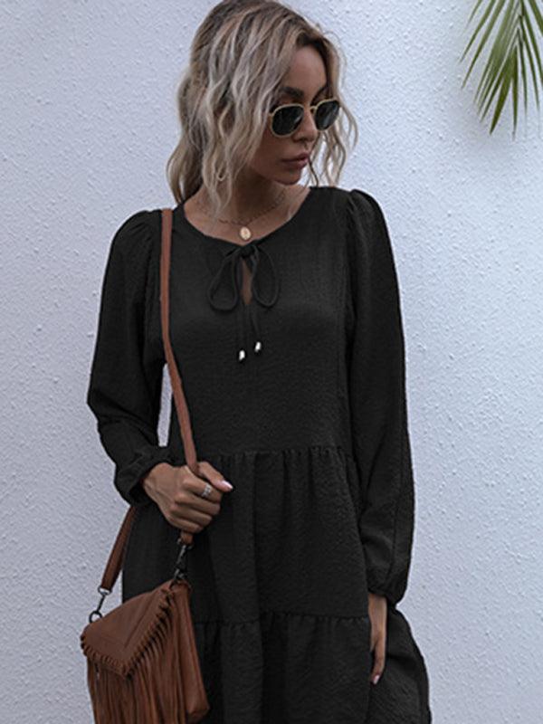 Mini Jurk met V-hals en Gelaagde Rok - Mini Dresses - Jurkjes.co