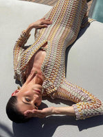 Mini Jurk met V-hals en Geometrisch Patroon - Group5 - Jurkjes.co