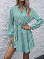 Mini Jurk met V-hals en Ginghamruit - Mini Dresses - Jurkjes.co