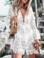 Mini Jurk met V-hals en Kantdetails - Mini Dresses - Jurkjes.co