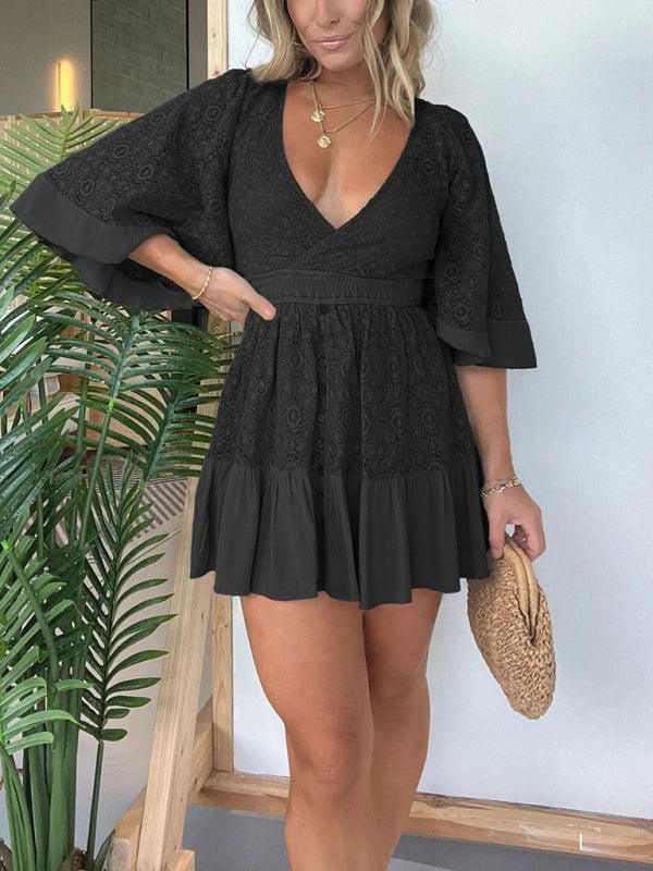 Mini Jurk met V-hals en Kantdetails - Mini Dresses - Jurkjes.co