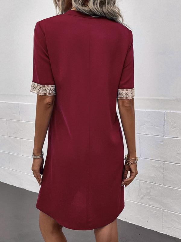 Mini Jurk met V-hals en Kanten Mouwen - Group12 - Jurkjes.co