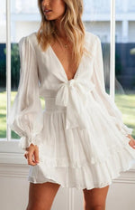 Mini Jurk met V-hals en Knoopdetail - Mini Dresses - Jurkjes.co