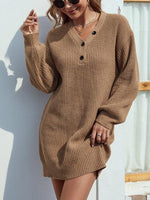 Mini Jurk met V-hals en Knopen - Group1 - Jurkjes.co