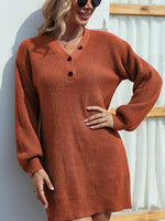 Mini Jurk met V-hals en Knopen - Group1 - Jurkjes.co