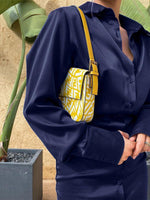 Mini Jurk met V-hals en Kraag - Group12 - Jurkjes.co