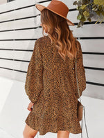 Mini Jurk met V-hals en Leopardenprint - Mini Dresses - Jurkjes.co