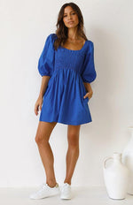 Mini Jurk met V-hals en Luchtige Mouwen - Mini Dresses - Jurkjes.co