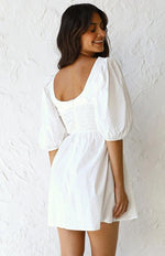 Mini Jurk met V-hals en Luchtige Mouwen - Mini Dresses - Jurkjes.co