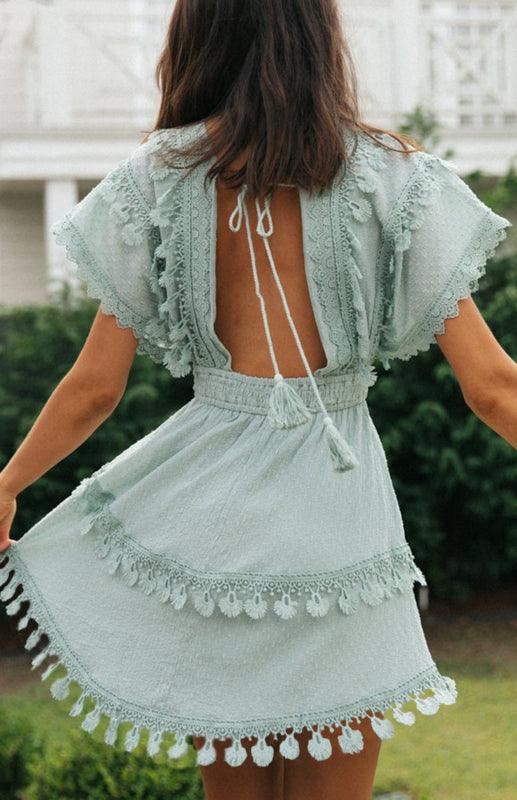 Mini Jurk met V-hals en Luchtige Mouwen - Mini Dresses - Jurkjes.co