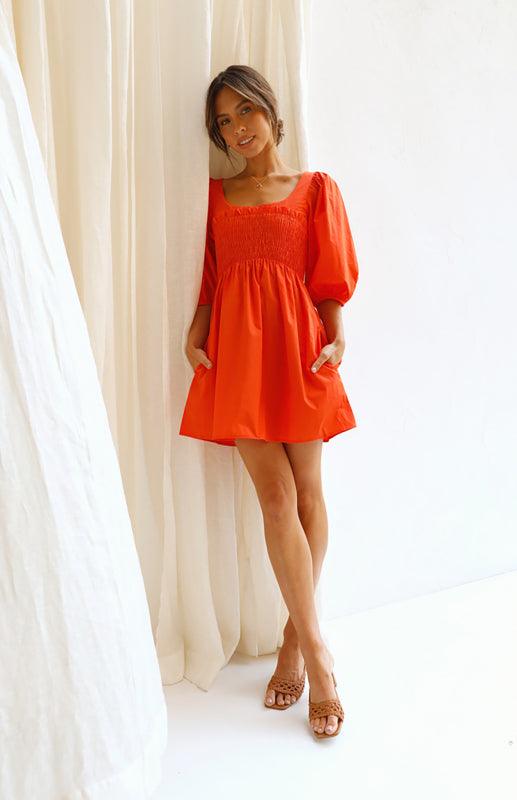 Mini Jurk met V-hals en Luchtige Mouwen - Mini Dresses - Jurkjes.co
