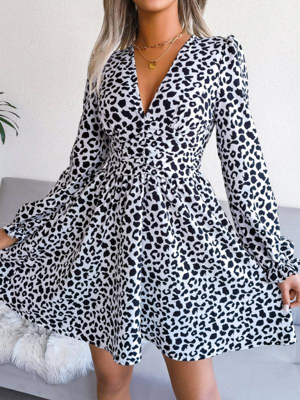 Mini Jurk met V-hals en Luipaardprint - Mini Dresses - Jurkjes.co