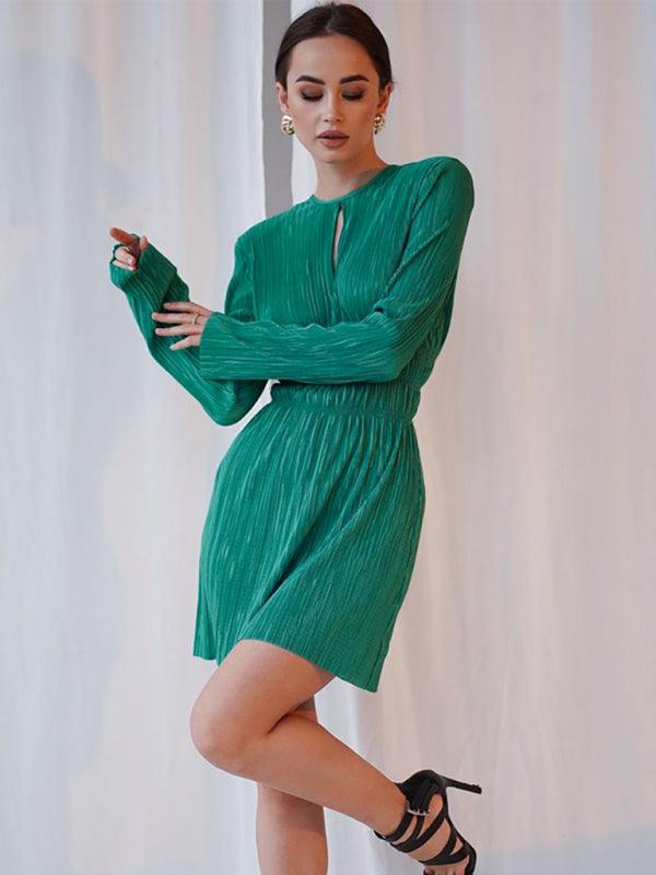 Mini Jurk met V-hals en Plooirok - Group4 - Jurkjes.co