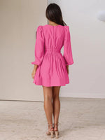 Mini Jurk met V-hals en Plooirok - Maxi Dresses - Jurkjes.co