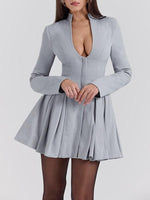 Mini Jurk met V-hals en Plooirok - Mini Dresses - Jurkjes.co