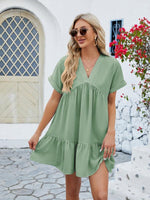 Mini Jurk met V-hals en Plooirok - Mini Dresses - Jurkjes.co