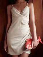 Mini Jurk met V-hals en Rimpel Taille - Mini Dresses - Jurkjes.co