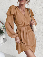 Mini Jurk met V-hals en Rimpelmouwen - Mini Dresses - Jurkjes.co