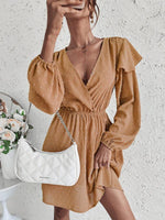 Mini Jurk met V-hals en Rimpelmouwen - Mini Dresses - Jurkjes.co