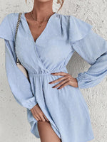 Mini Jurk met V-hals en Rimpelmouwen - Mini Dresses - Jurkjes.co