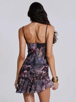 Mini Jurk met V-hals en Rimpelrand - Group2 - Jurkjes.co