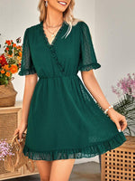 Mini Jurk met V-hals en Rimpelzoom - Group6 - Jurkjes.co